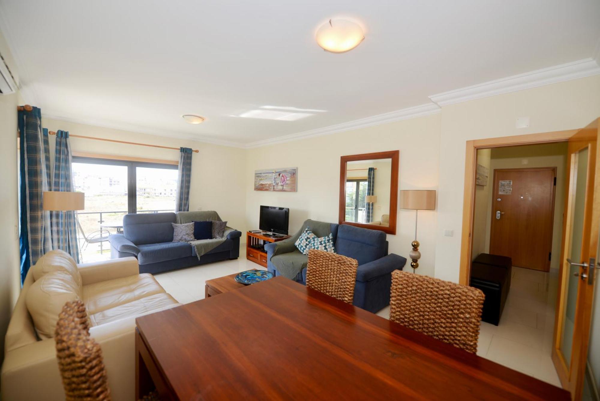 Pebble - 1 Bedroom Apartment Sleeps 5 With Pool & Tennis Court São Martinho do Porto Exterior photo