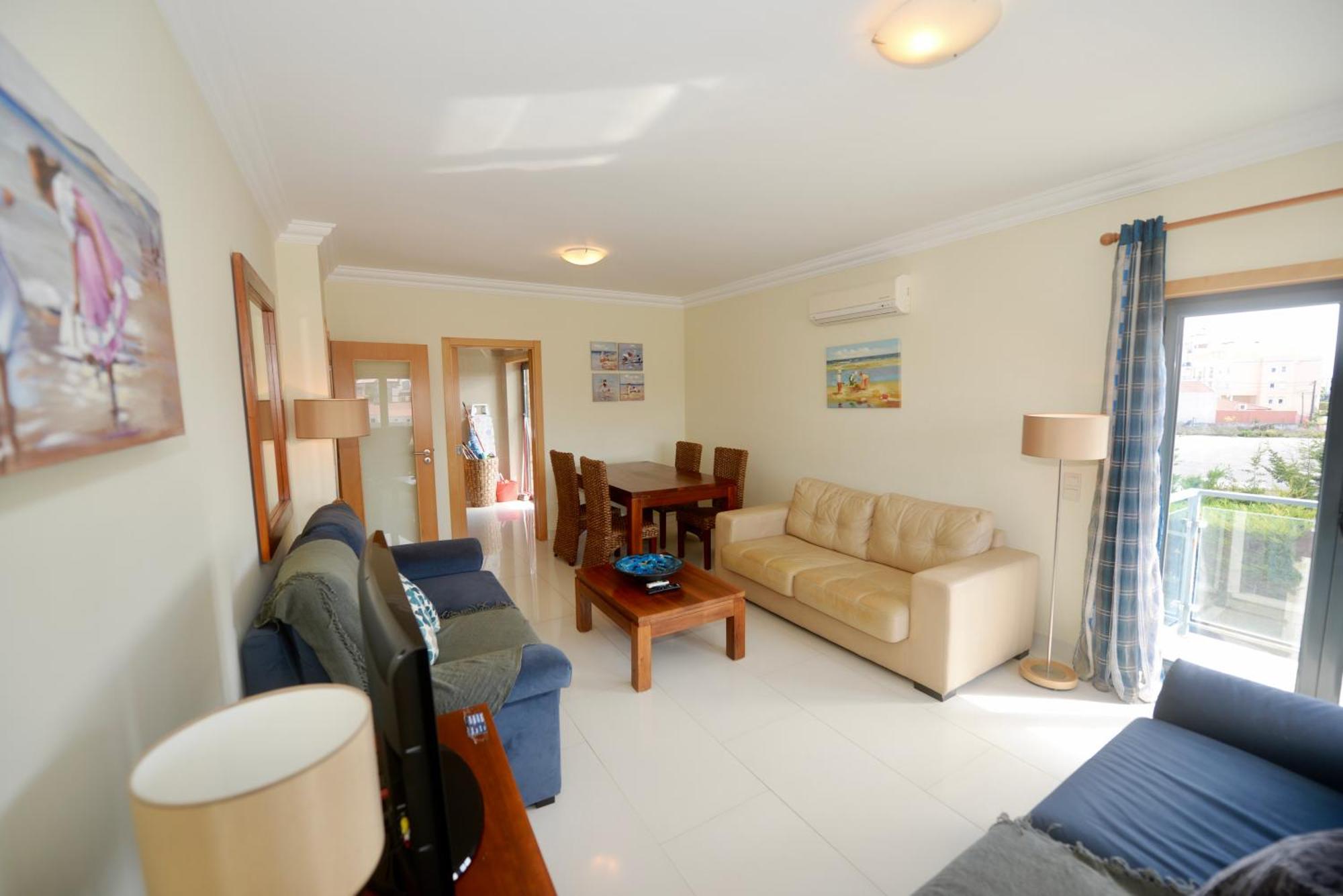 Pebble - 1 Bedroom Apartment Sleeps 5 With Pool & Tennis Court São Martinho do Porto Exterior photo